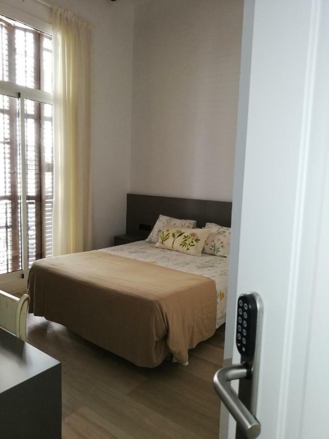 Hostal Parellades Sitges Exterior foto